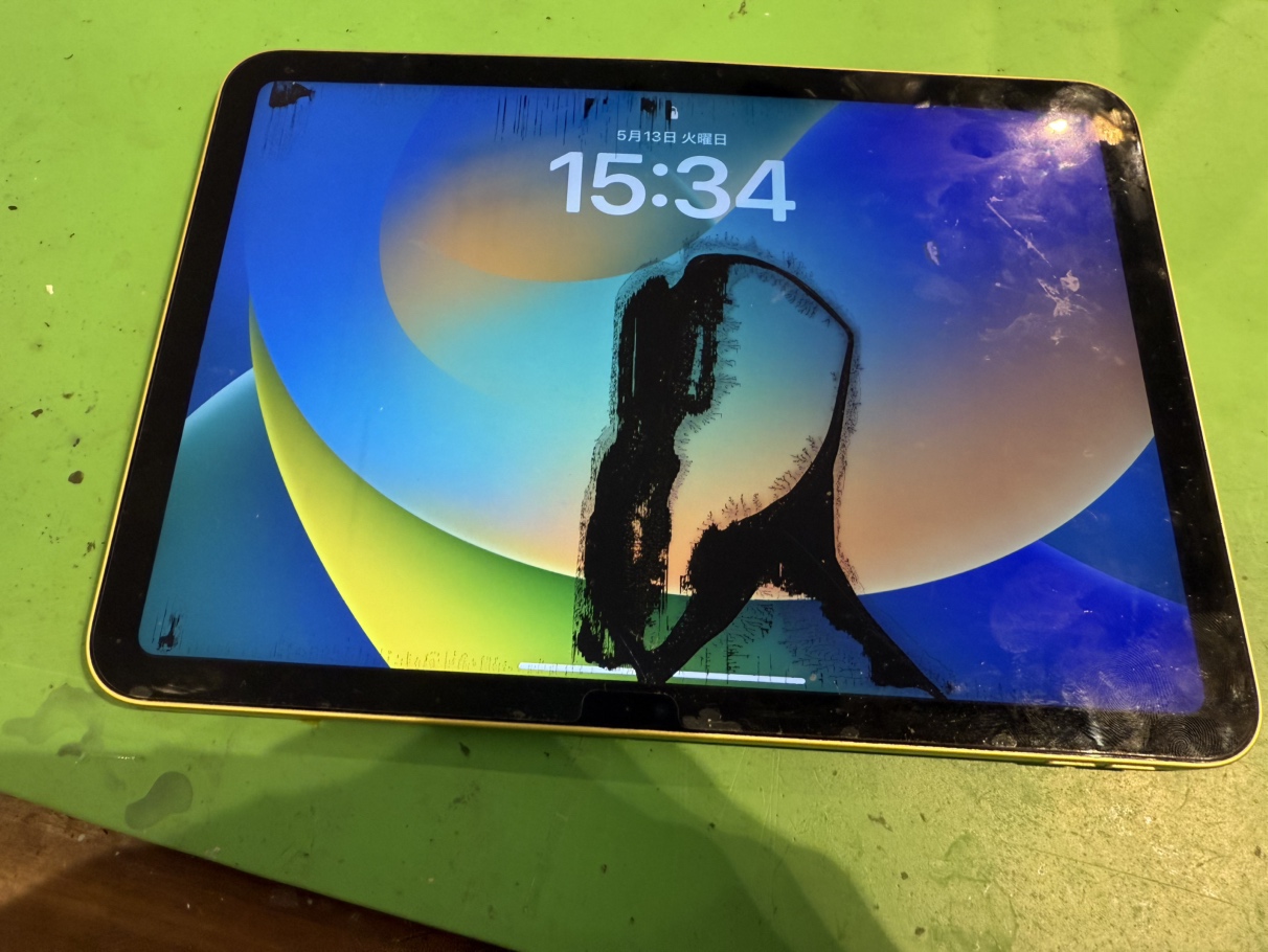 iPad第10世代　液晶交換　関内