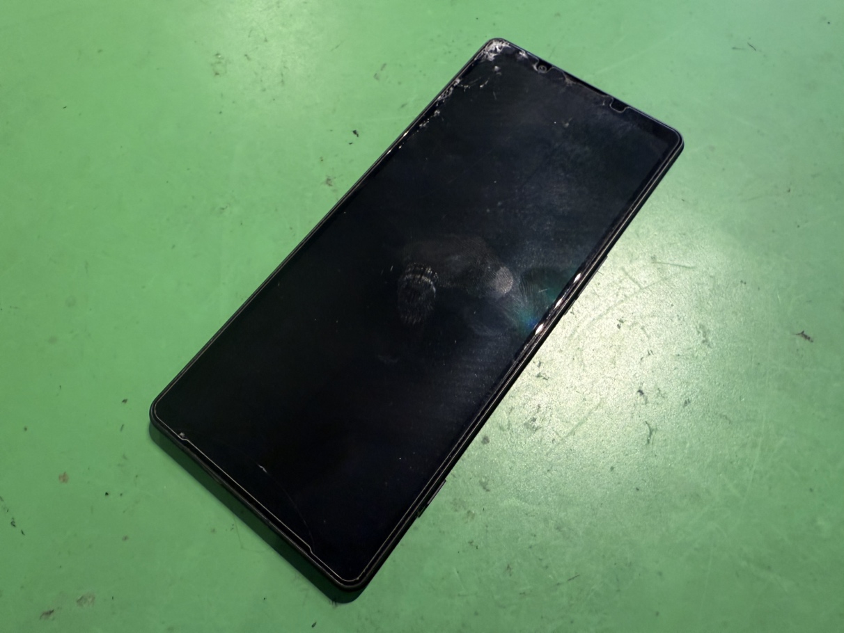 Xperia 5Ⅴ　画面交換修理　関内