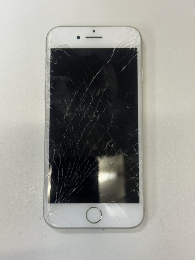 故障したiPhone7