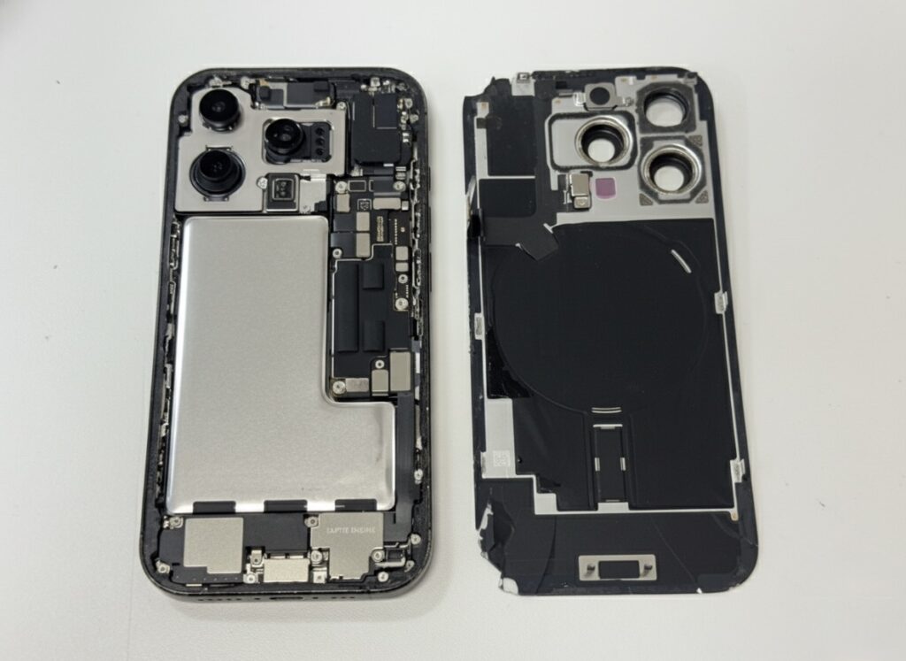 iPhone16Pro 修理中