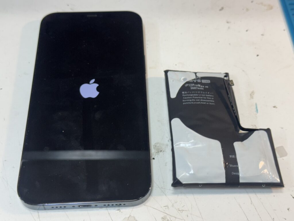iPhone12ProMax バッテリー交換③