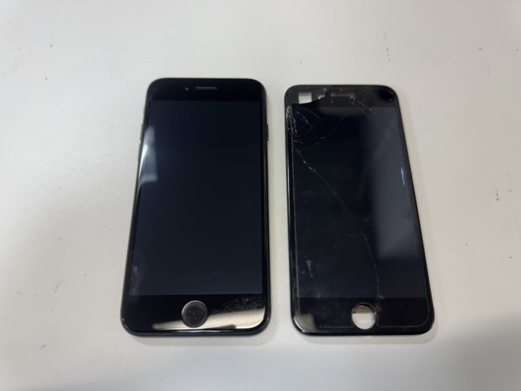 iPhoneSE2 画面交換修理③