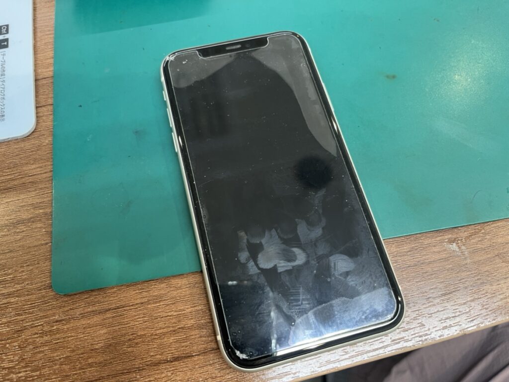 iPhone11 画面交換 横須賀