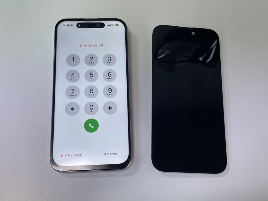 iPhone15Pro液晶画面 　横浜
