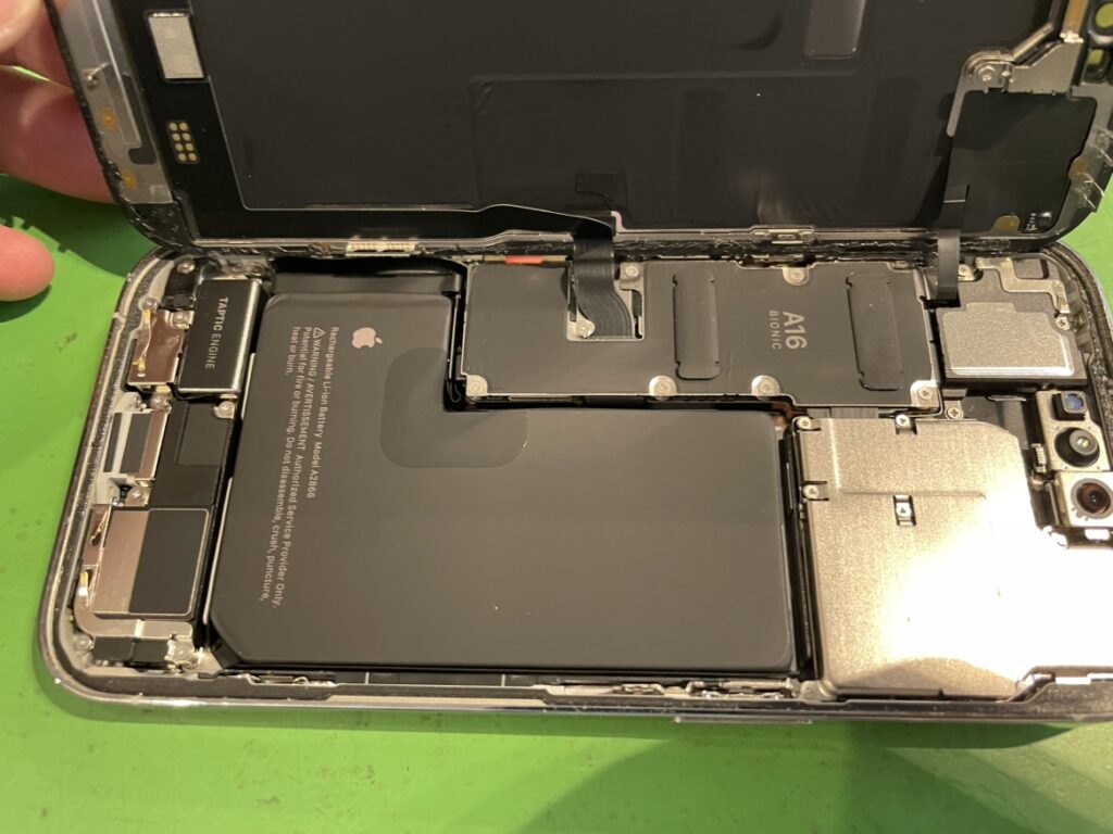 iPhone14Pro 水没故障