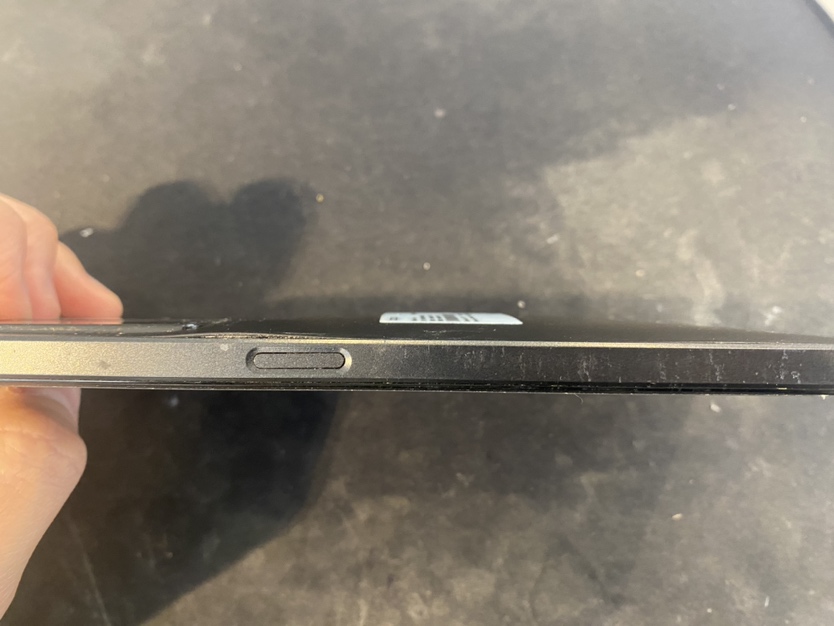OPPO A77　バッテリー交換　関内