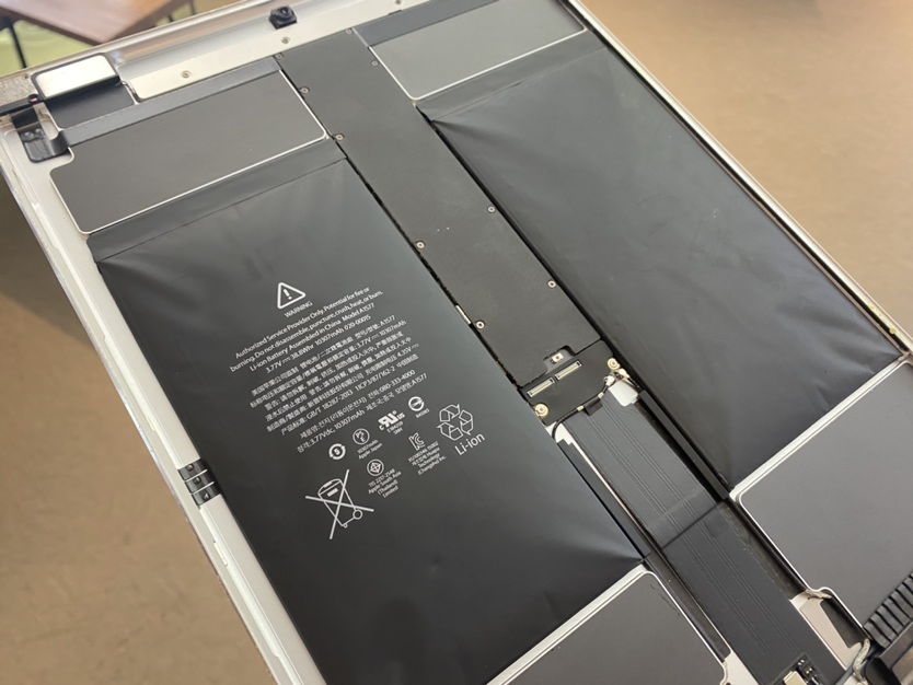 iPad Pro (12.9-inch) 電池交換 関内