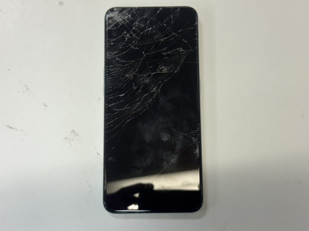 OPPO Reno5a 画面交換①