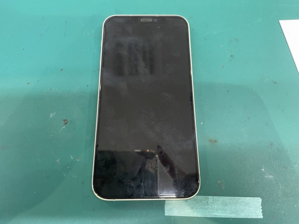 iPhone 12 mini 電源つかない 関内