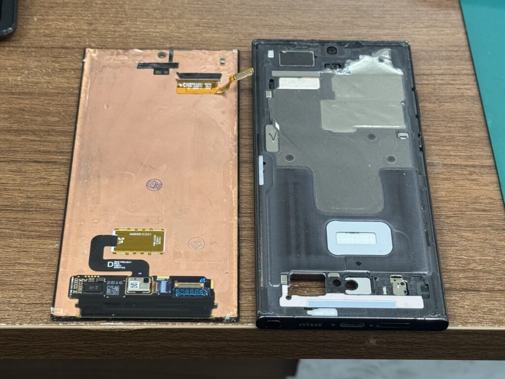 Galaxy S23 Ultra 5G　画面交換修理　中　関内　黄金町