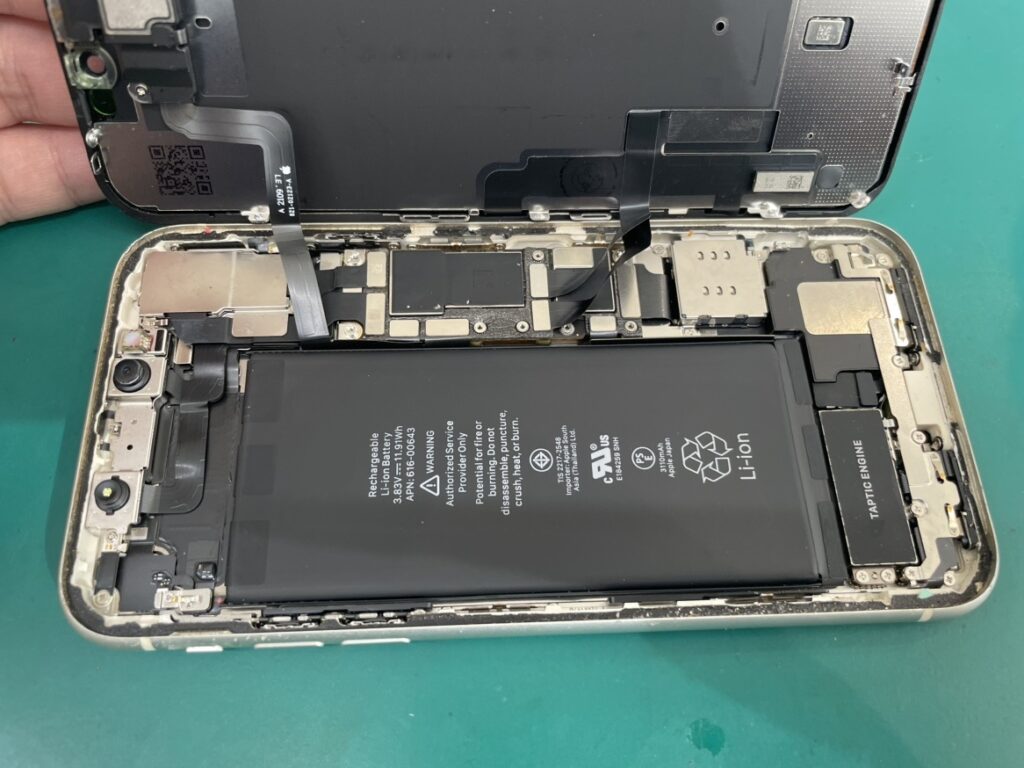 iPhone11画面交換 横浜