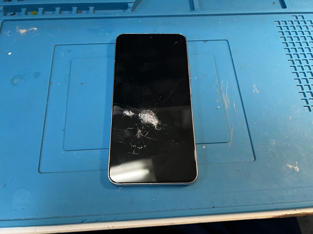 Galaxy S22+ 修理前