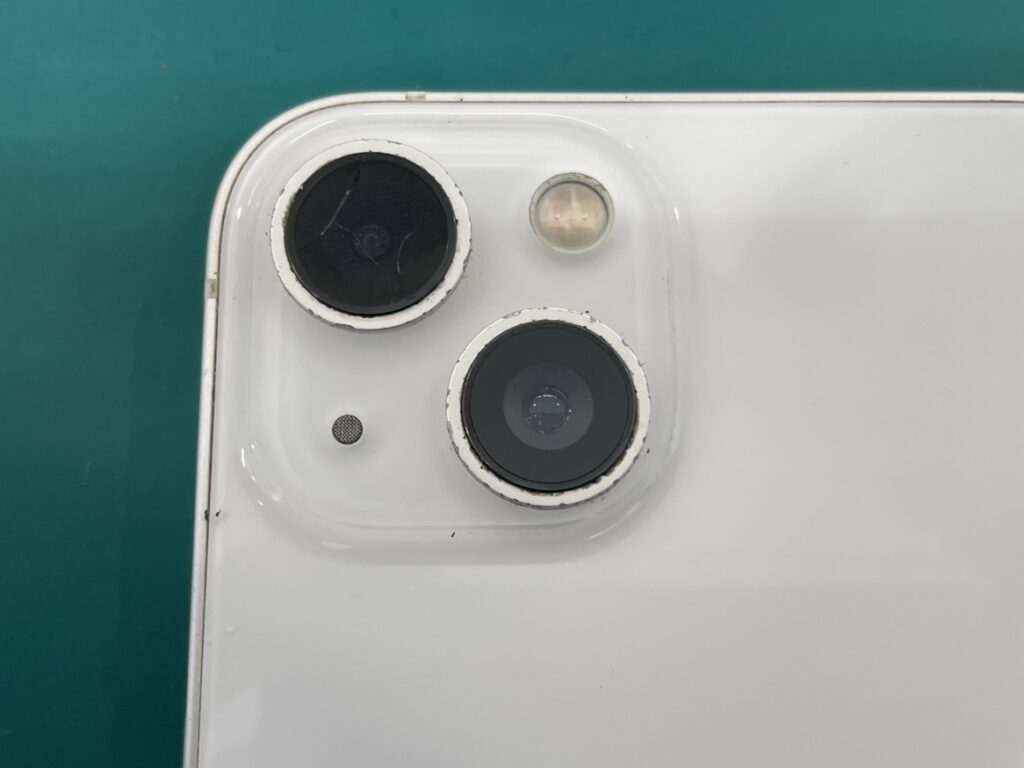 iPhone13カメラレンズ割れ 即日修理