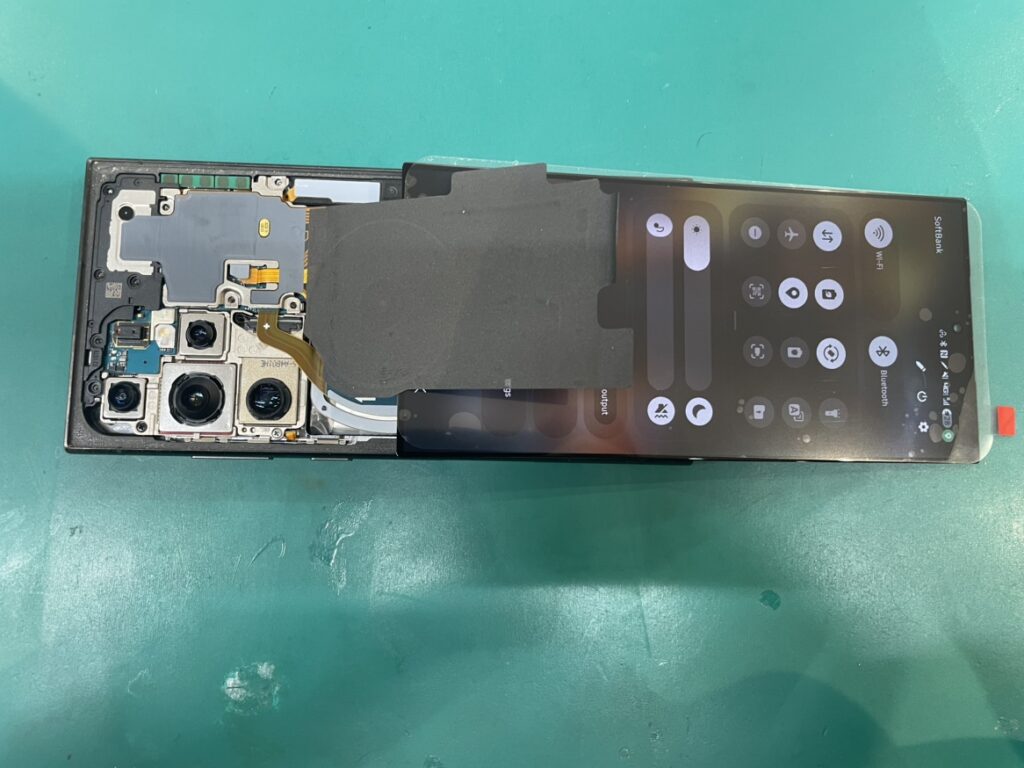 GalaxyS24Ultra液晶画面　横須賀