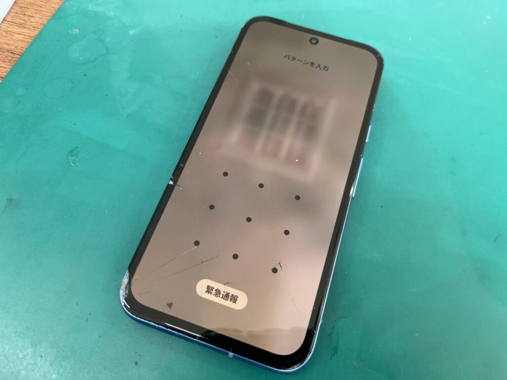 Pixel8a　ガラス割れ　即日修理対応　横須賀