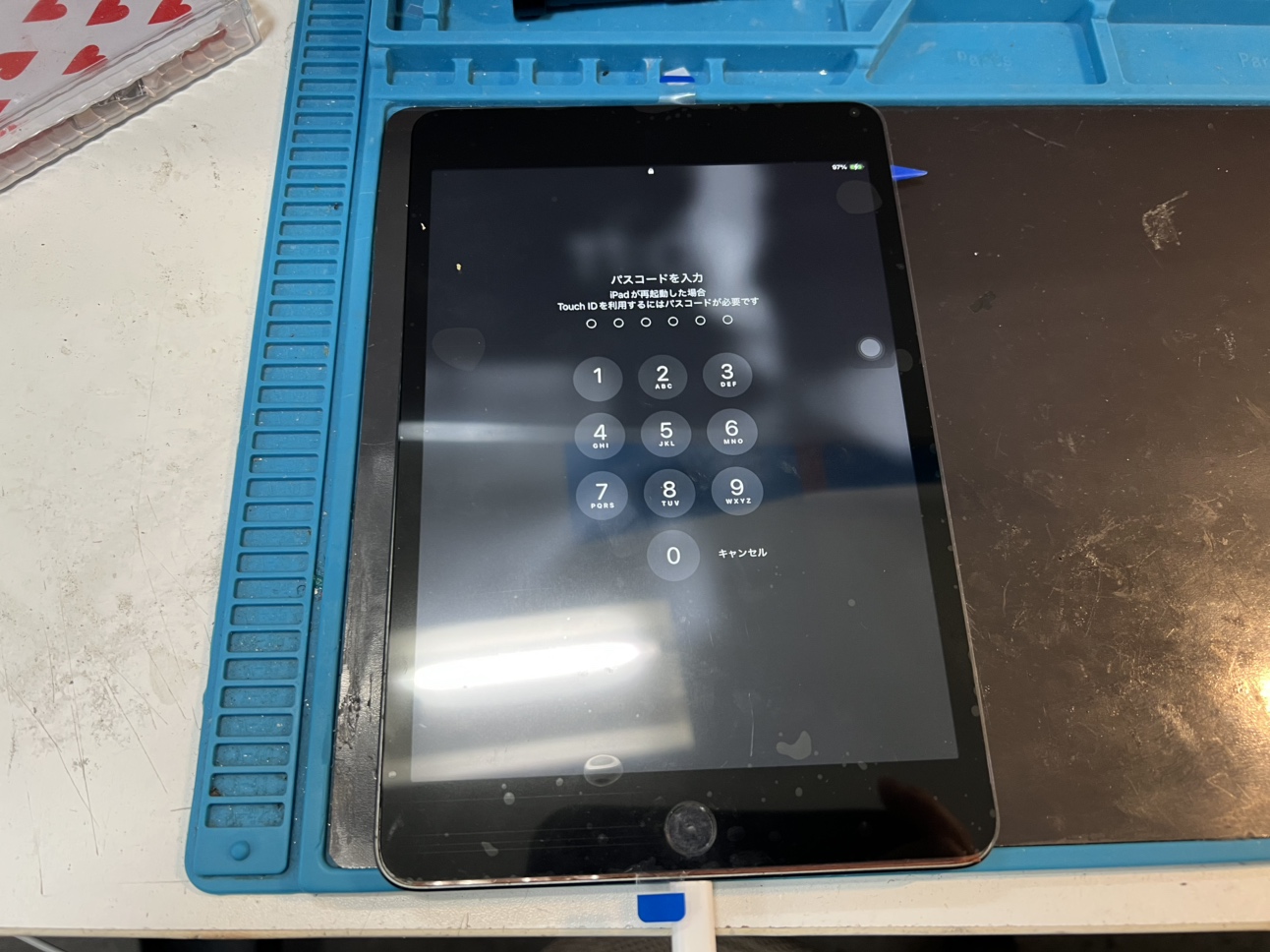 ipad 8世代 32GB Wifi, バッテリー交換,touch id不可 iPad(第8世代)電池持ち改善！ - Phoenix