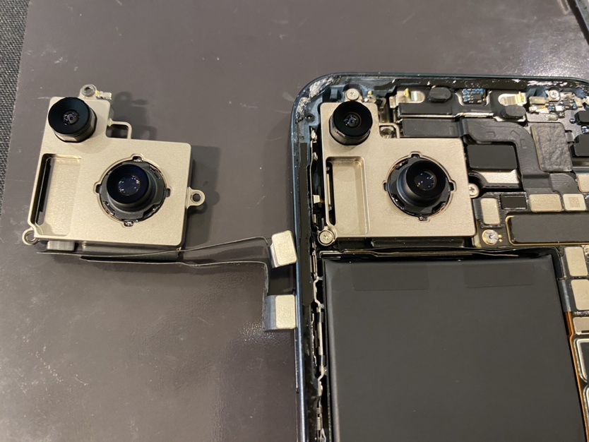 iPhone14　アウトカメラ交換　横浜関内本店