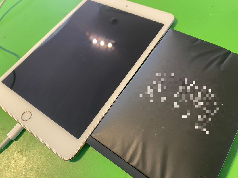 iPad mini 4　電池交換　横浜関内本店