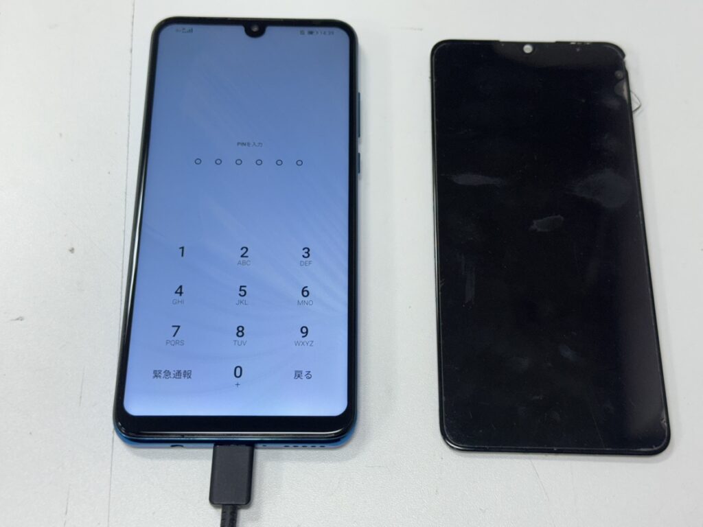 30分で画面交換が完了し、液晶の表示不具合が綺麗に直ったHUAWEI P30 lite。