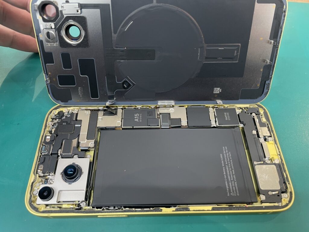 iPhone 14 電池交換 横須賀 即日修理対応