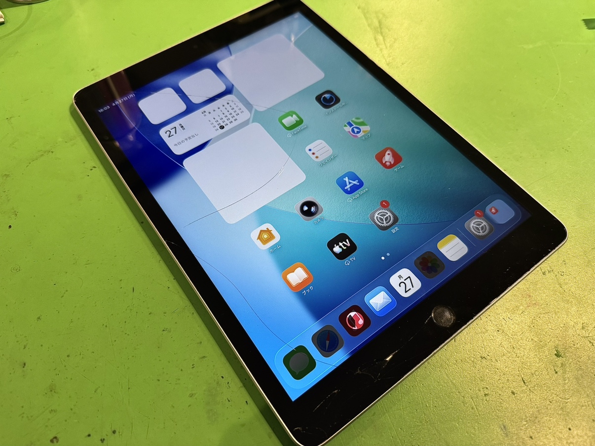 iPad第9世代　ガラス割れ　関内