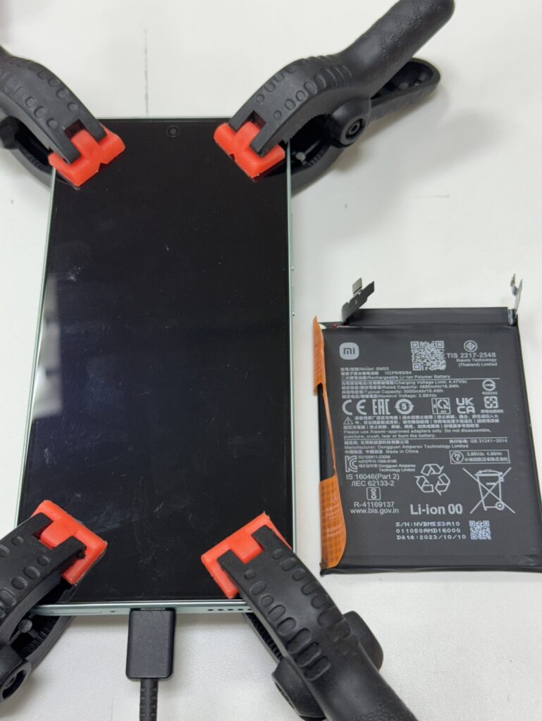 40分でバッテリー交換が完了したXiaomi 13T Pro。