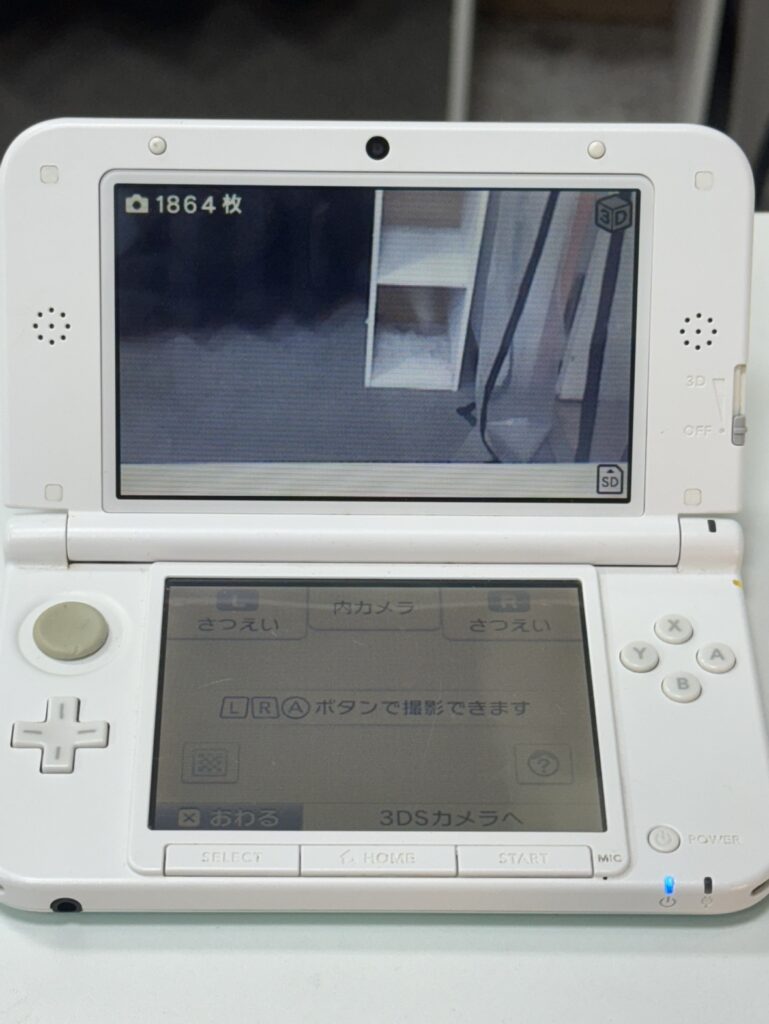 60分でカメラ交換を終え、正常に映る3DS LL。
