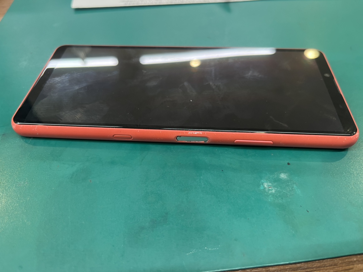 Xperia10Ⅲ スリープボタン陥没 電源ボタン修理 横須賀