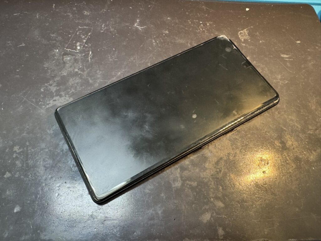 水没で画面が映らなくなったPixel 6をフェニックス関内2号店で受付