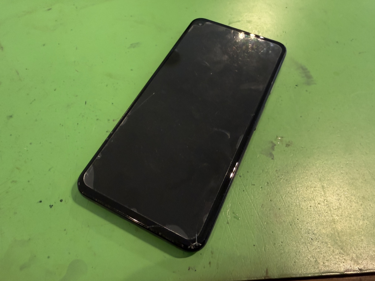 Pixel5a　画面修理　関内