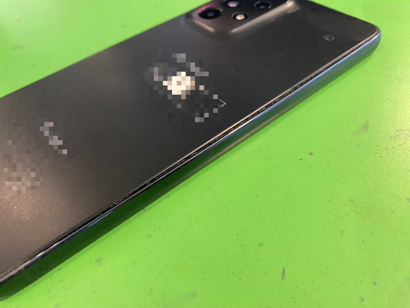 Galaxy A53 5G　バッテリー膨張　横浜関内本店