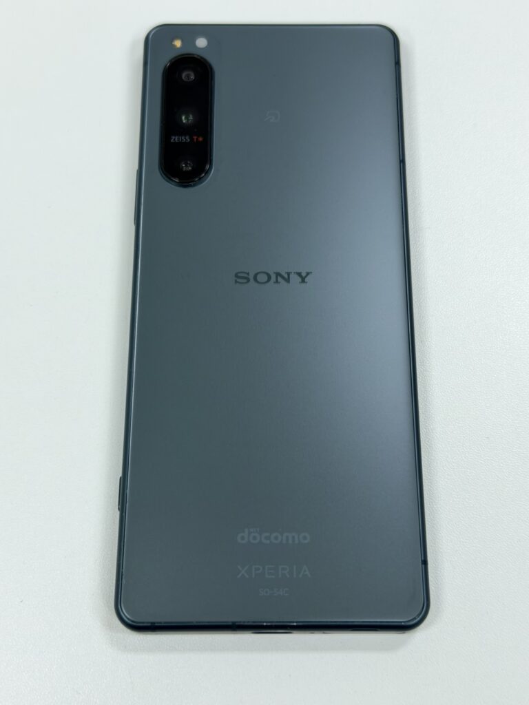 バッテリーの減りが早くなってしまったXperia 5 IVの点検。