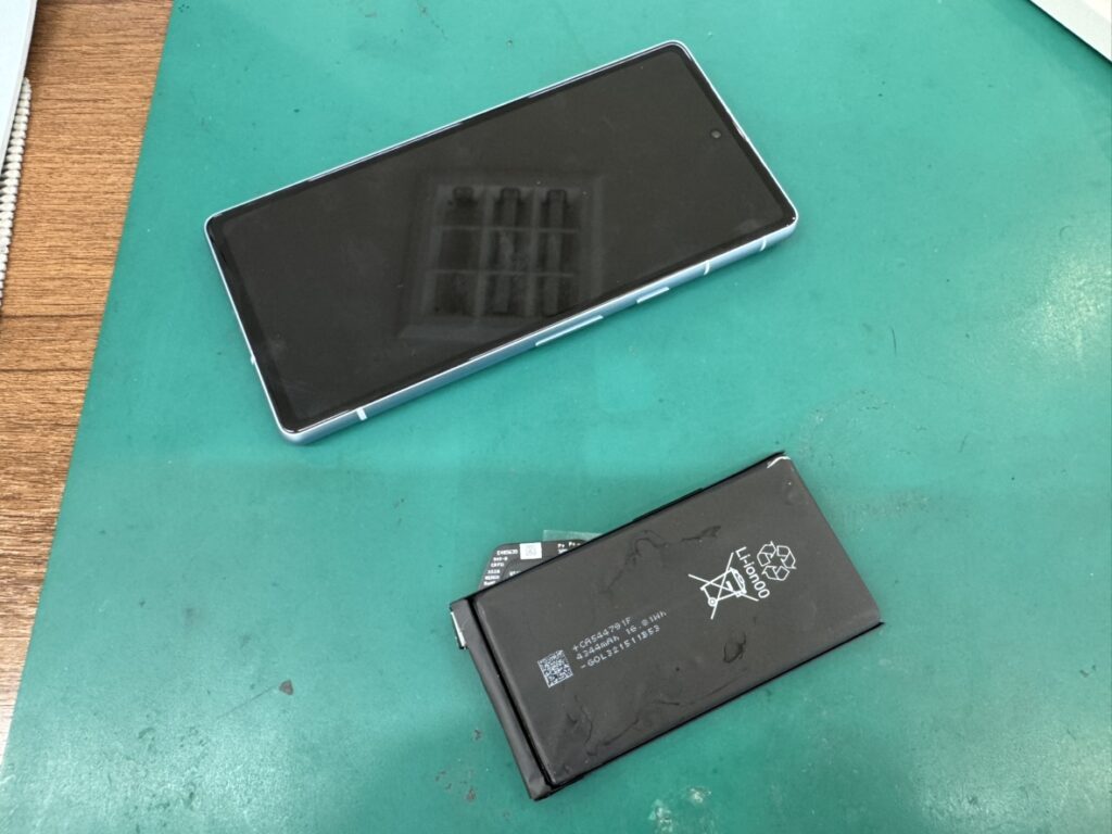 バッテリー交換を終えて駆動時間がしっかりと復活したPixel 7a