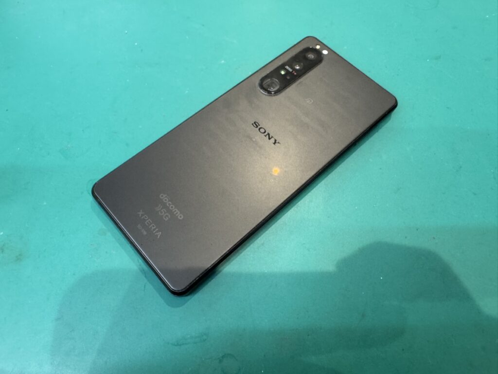 磯子区エリアから受付したバッテリーが劣化し電池の減りが早いXperia 1 Ⅲ