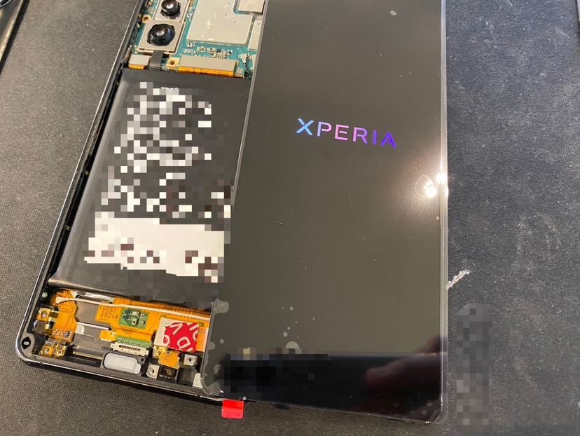 Xperia 5 II（SOG02）画面交換　横浜関内本店