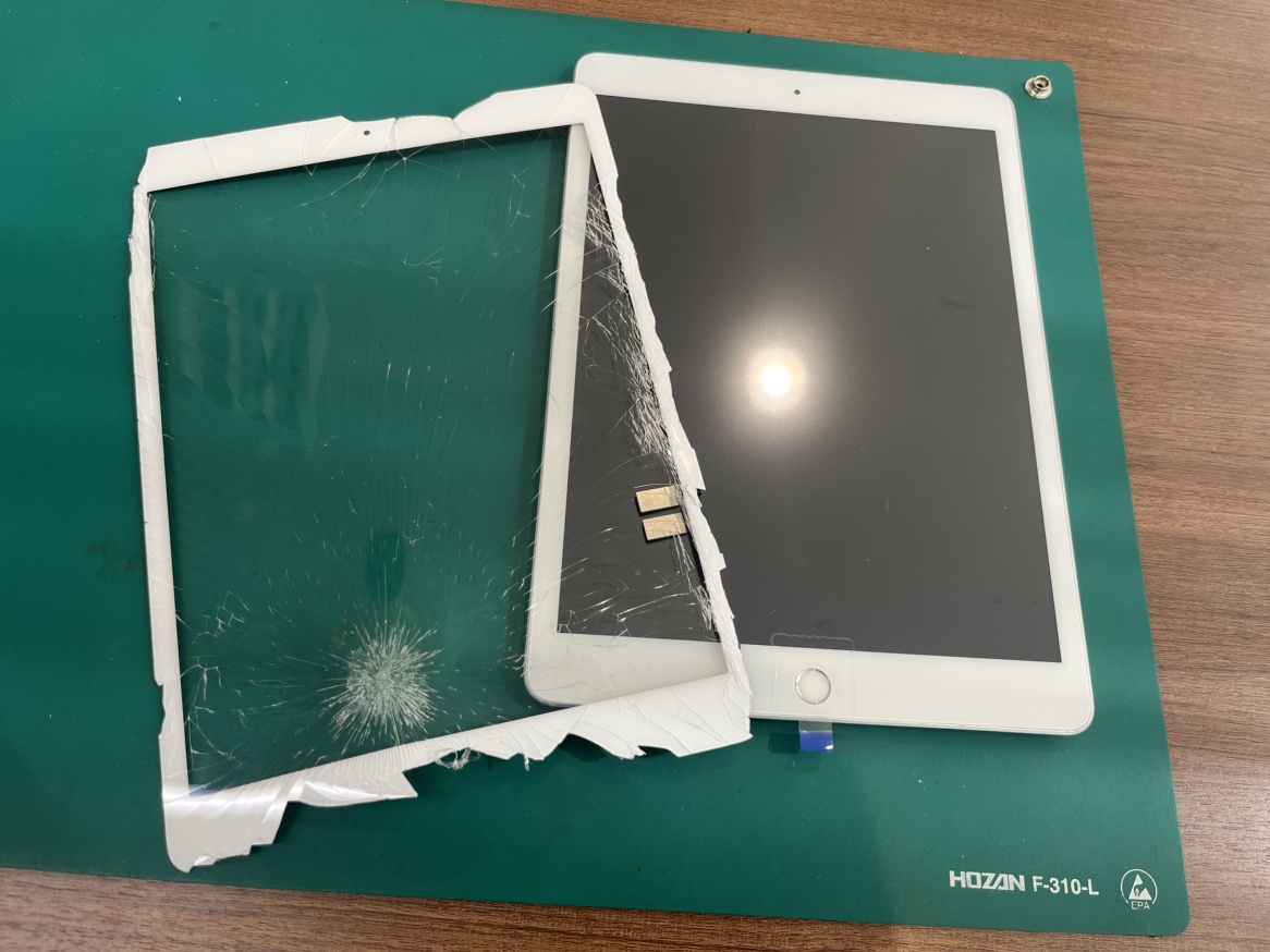 iPad (第7世代) ガラス修理 完了 即日対応 横須賀